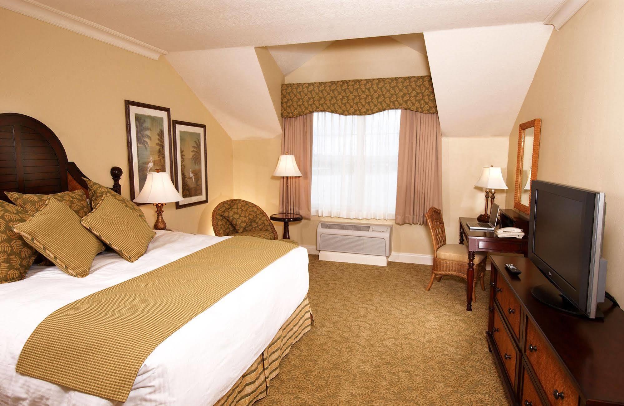 The Waterfront Inn Те-Виллиджис Экстерьер фото