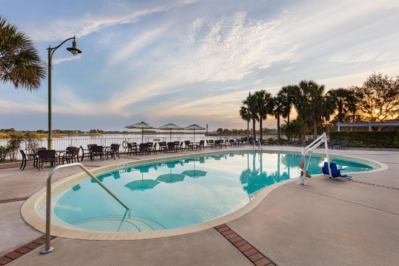 The Waterfront Inn Те-Виллиджис Экстерьер фото